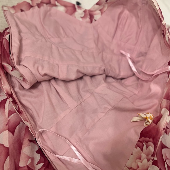 Vintage Mauve by Anthropologie “Savoy Flora” Strapless Dress - Picture 11 of 12